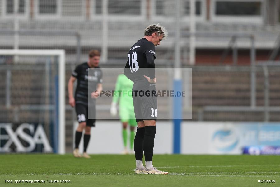 sport, action, Stadion am Schönbusch, SVA, SV Viktoria Aschaffenburg, Regionalliga Bayern, Fussball, FVI, FV Illertissen, BFV, Aschaffenburg, 13. Spieltag, 11.10.2025 - Bild-ID: 2515605