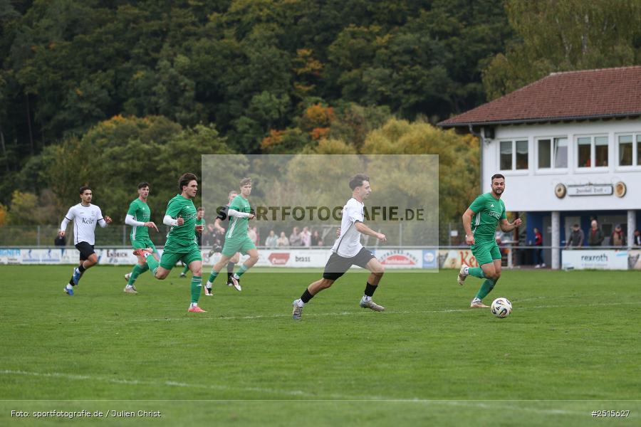 sport, action, TSV Lohr, TSV, Sportgelände, Lohr am Main, FCV, FC Viktoria Mömlingen, Bezirksliga Unterfranken West, BFV, 13. Spieltag, 12.10.2025 - Bild-ID: 2515627