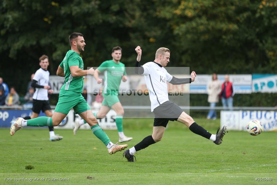 sport, action, TSV Lohr, TSV, Sportgelände, Lohr am Main, FCV, FC Viktoria Mömlingen, Bezirksliga Unterfranken West, BFV, 13. Spieltag, 12.10.2025 - Bild-ID: 2515642