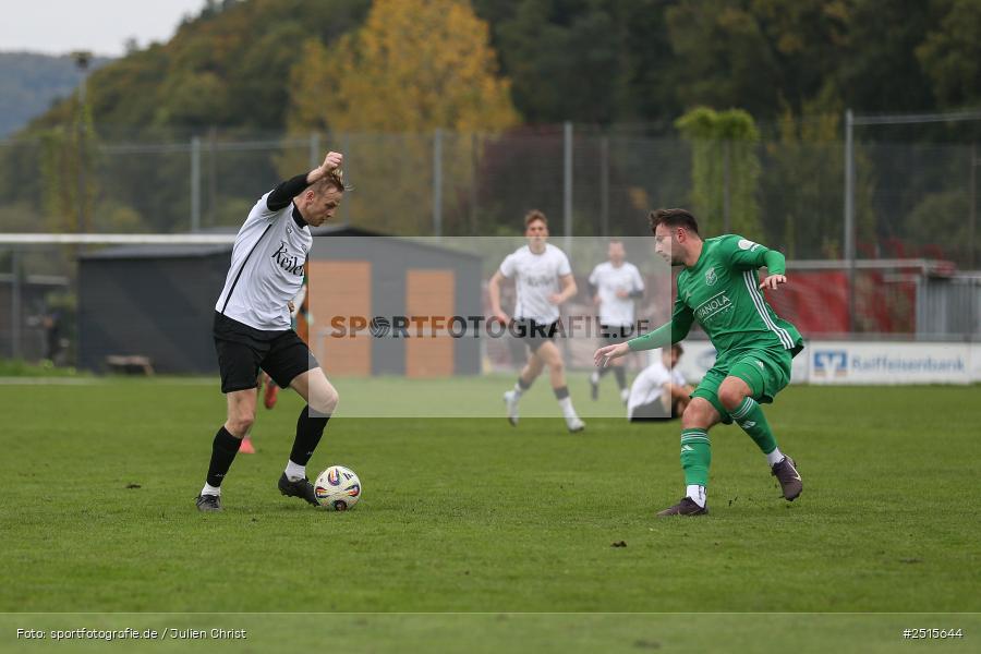 sport, action, TSV Lohr, TSV, Sportgelände, Lohr am Main, FCV, FC Viktoria Mömlingen, Bezirksliga Unterfranken West, BFV, 13. Spieltag, 12.10.2025 - Bild-ID: 2515644