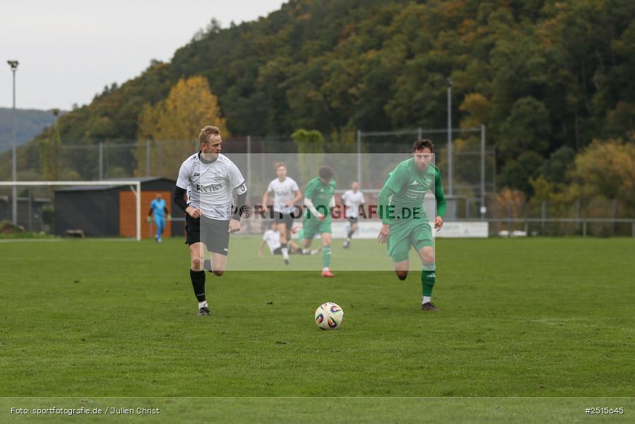 sport, action, TSV Lohr, TSV, Sportgelände, Lohr am Main, FCV, FC Viktoria Mömlingen, Bezirksliga Unterfranken West, BFV, 13. Spieltag, 12.10.2025 - Bild-ID: 2515645