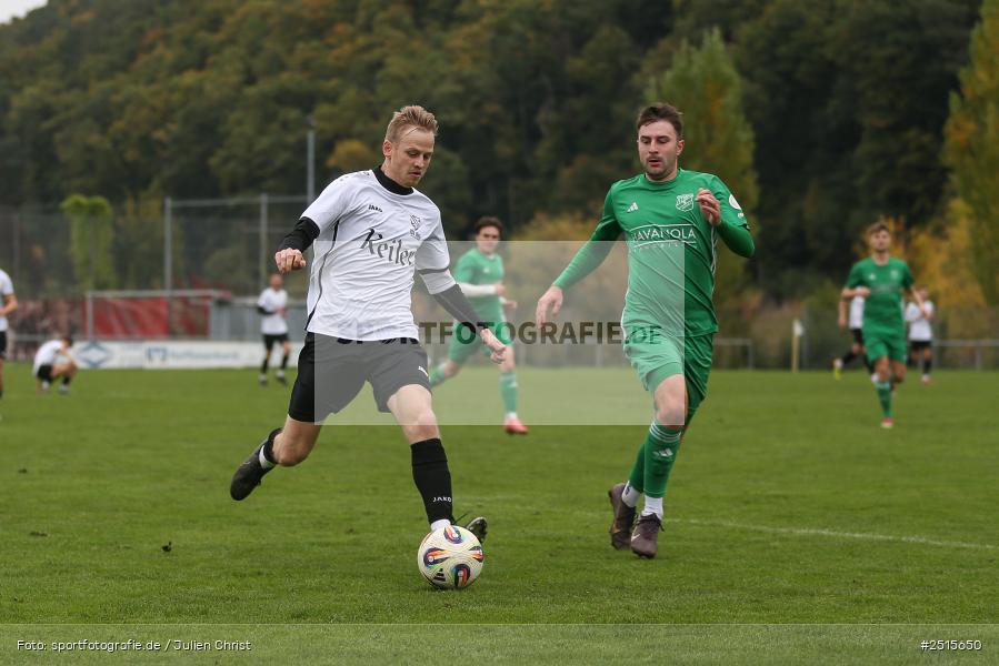 sport, action, TSV Lohr, TSV, Sportgelände, Lohr am Main, FCV, FC Viktoria Mömlingen, Bezirksliga Unterfranken West, BFV, 13. Spieltag, 12.10.2025 - Bild-ID: 2515650