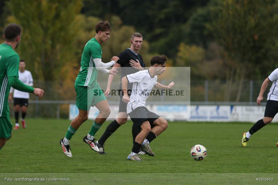 sport, action, TSV Lohr, TSV, Sportgelände, Lohr am Main, FCV, FC Viktoria Mömlingen, Bezirksliga Unterfranken West, BFV, 13. Spieltag, 12.10.2025 - Bild-ID: 2515653