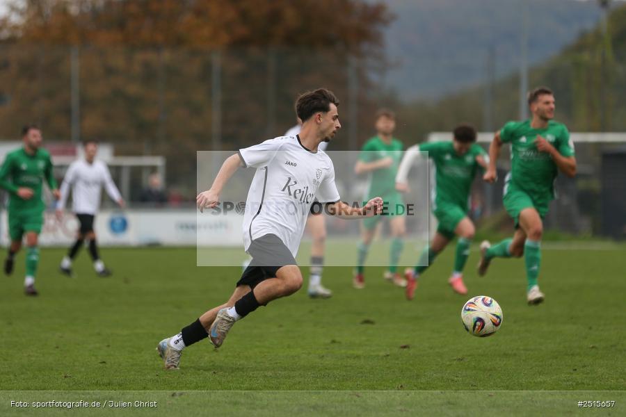 sport, action, TSV Lohr, TSV, Sportgelände, Lohr am Main, FCV, FC Viktoria Mömlingen, Bezirksliga Unterfranken West, BFV, 13. Spieltag, 12.10.2025 - Bild-ID: 2515657