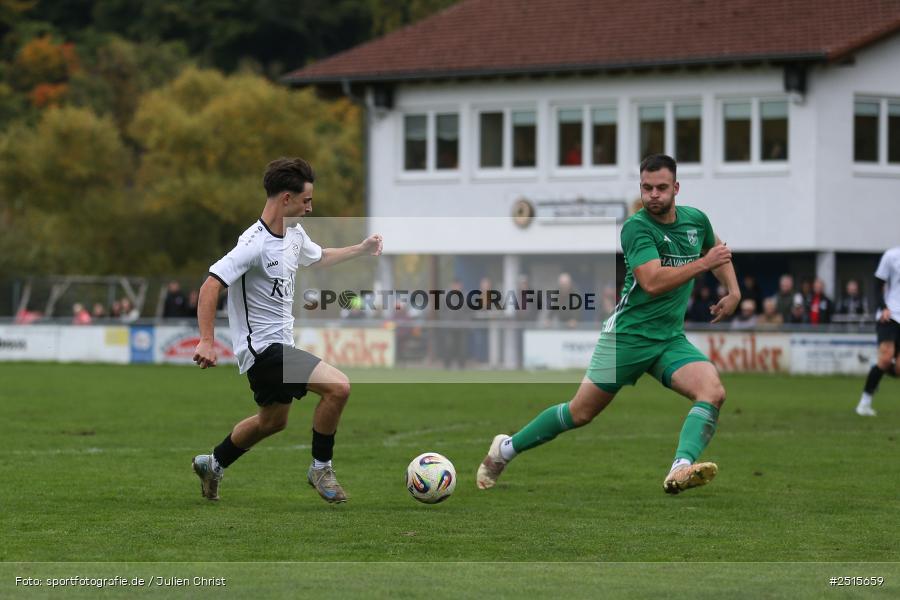 sport, action, TSV Lohr, TSV, Sportgelände, Lohr am Main, FCV, FC Viktoria Mömlingen, Bezirksliga Unterfranken West, BFV, 13. Spieltag, 12.10.2025 - Bild-ID: 2515659