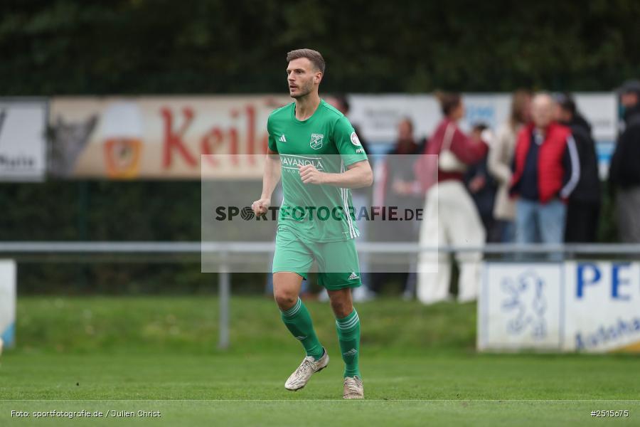 sport, action, TSV Lohr, TSV, Sportgelände, Lohr am Main, FCV, FC Viktoria Mömlingen, Bezirksliga Unterfranken West, BFV, 13. Spieltag, 12.10.2025 - Bild-ID: 2515675