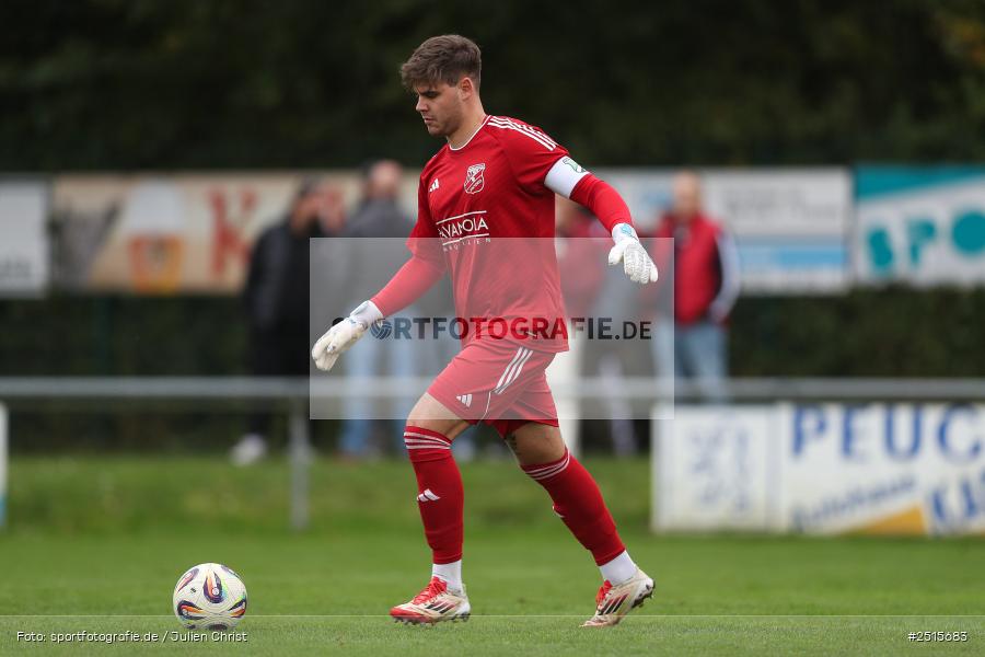 sport, action, TSV Lohr, TSV, Sportgelände, Lohr am Main, FCV, FC Viktoria Mömlingen, Bezirksliga Unterfranken West, BFV, 13. Spieltag, 12.10.2025 - Bild-ID: 2515683