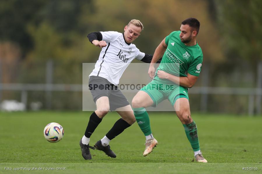 sport, action, TSV Lohr, TSV, Sportgelände, Lohr am Main, FCV, FC Viktoria Mömlingen, Bezirksliga Unterfranken West, BFV, 13. Spieltag, 12.10.2025 - Bild-ID: 2515716