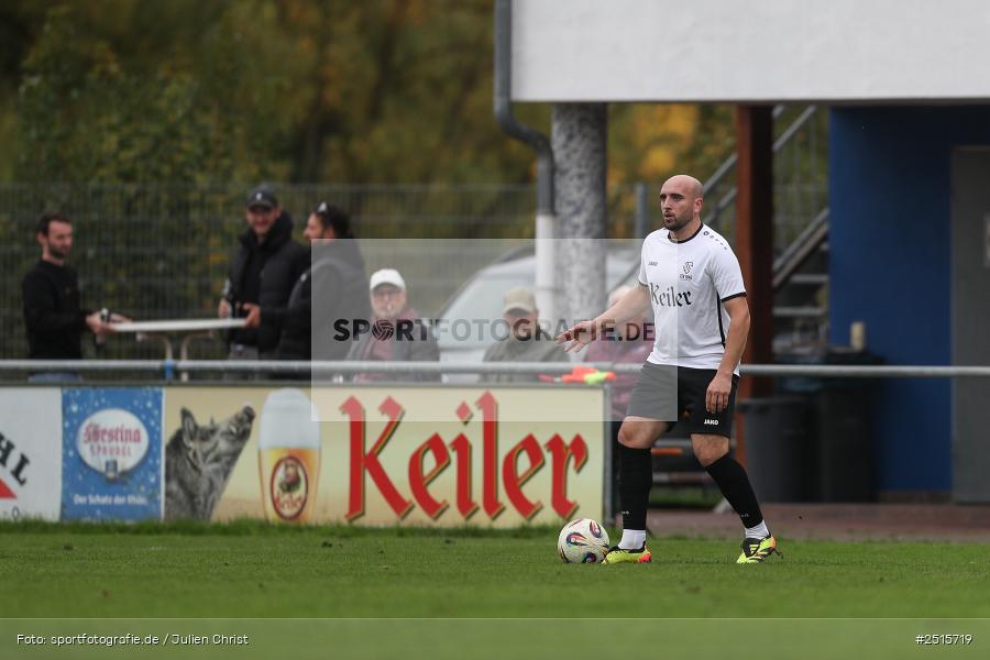 sport, action, TSV Lohr, TSV, Sportgelände, Lohr am Main, FCV, FC Viktoria Mömlingen, Bezirksliga Unterfranken West, BFV, 13. Spieltag, 12.10.2025 - Bild-ID: 2515719