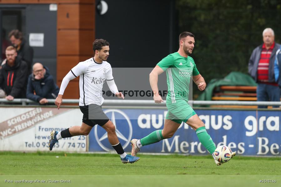 sport, action, TSV Lohr, TSV, Sportgelände, Lohr am Main, FCV, FC Viktoria Mömlingen, Bezirksliga Unterfranken West, BFV, 13. Spieltag, 12.10.2025 - Bild-ID: 2515746