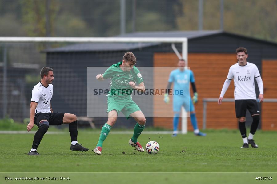 sport, action, TSV Lohr, TSV, Sportgelände, Lohr am Main, FCV, FC Viktoria Mömlingen, Bezirksliga Unterfranken West, BFV, 13. Spieltag, 12.10.2025 - Bild-ID: 2515765