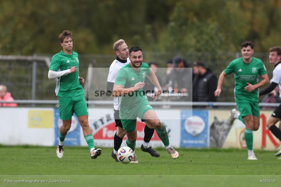 sport, action, TSV Lohr, TSV, Sportgelände, Lohr am Main, FCV, FC Viktoria Mömlingen, Bezirksliga Unterfranken West, BFV, 13. Spieltag, 12.10.2025 - Bild-ID: 2515767