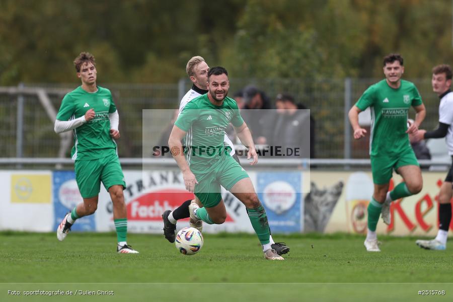 sport, action, TSV Lohr, TSV, Sportgelände, Lohr am Main, FCV, FC Viktoria Mömlingen, Bezirksliga Unterfranken West, BFV, 13. Spieltag, 12.10.2025 - Bild-ID: 2515768