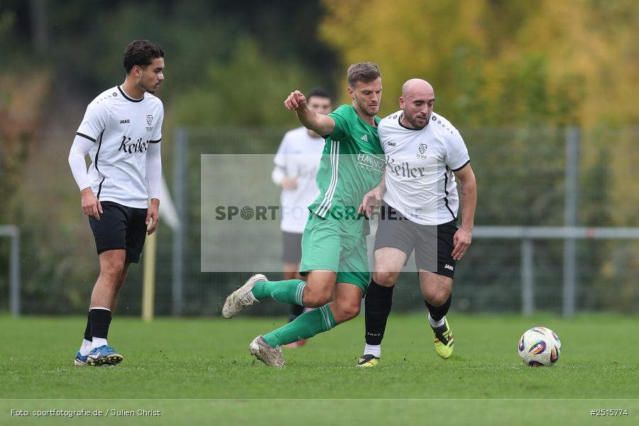 sport, action, TSV Lohr, TSV, Sportgelände, Lohr am Main, FCV, FC Viktoria Mömlingen, Bezirksliga Unterfranken West, BFV, 13. Spieltag, 12.10.2025 - Bild-ID: 2515774