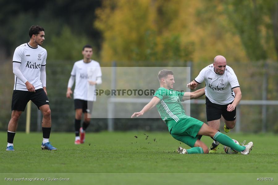 sport, action, TSV Lohr, TSV, Sportgelände, Lohr am Main, FCV, FC Viktoria Mömlingen, Bezirksliga Unterfranken West, BFV, 13. Spieltag, 12.10.2025 - Bild-ID: 2515778