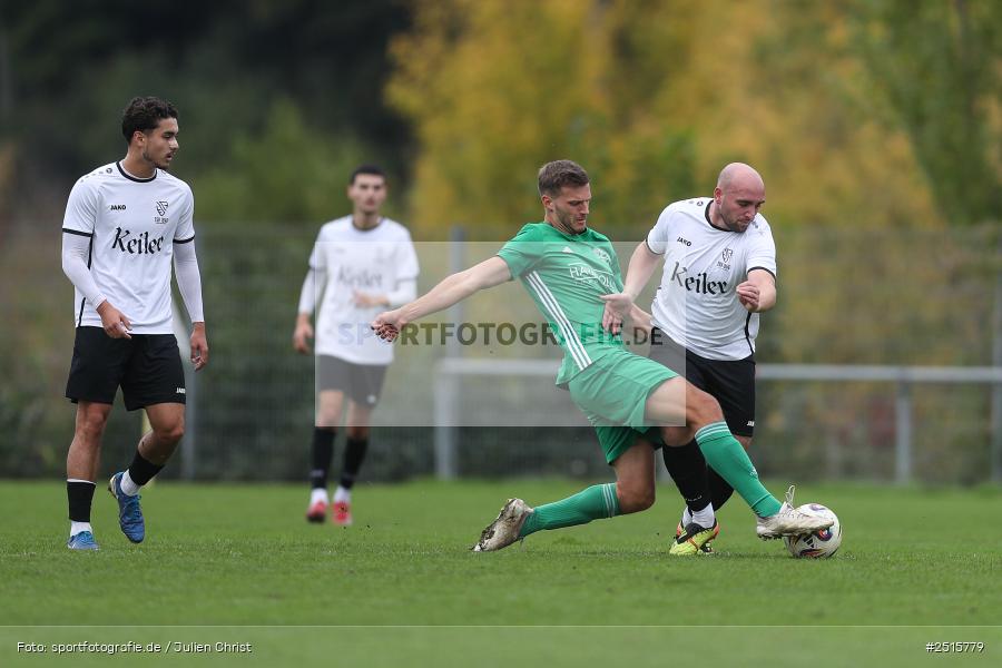 sport, action, TSV Lohr, TSV, Sportgelände, Lohr am Main, FCV, FC Viktoria Mömlingen, Bezirksliga Unterfranken West, BFV, 13. Spieltag, 12.10.2025 - Bild-ID: 2515779