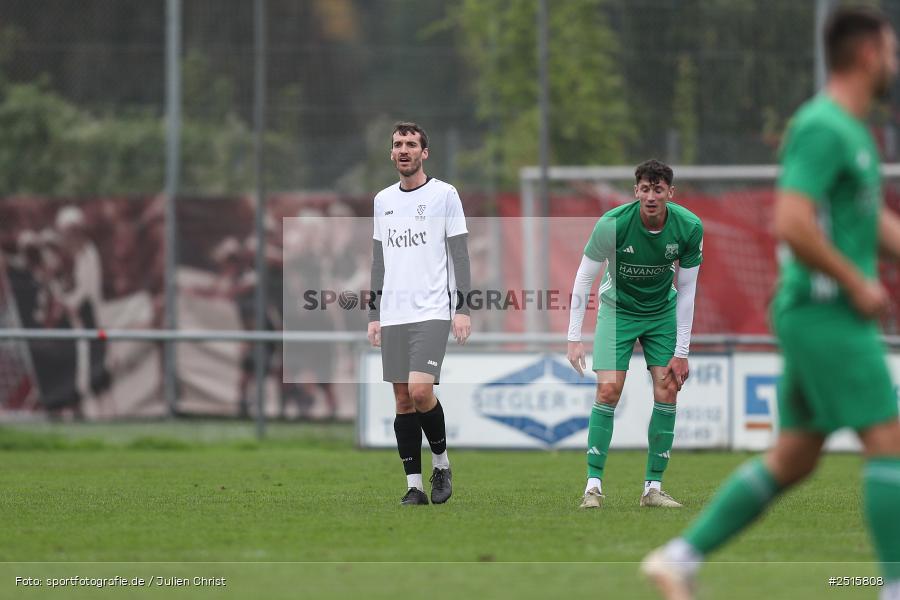 sport, action, TSV Lohr, TSV, Sportgelände, Lohr am Main, FCV, FC Viktoria Mömlingen, Bezirksliga Unterfranken West, BFV, 13. Spieltag, 12.10.2025 - Bild-ID: 2515808