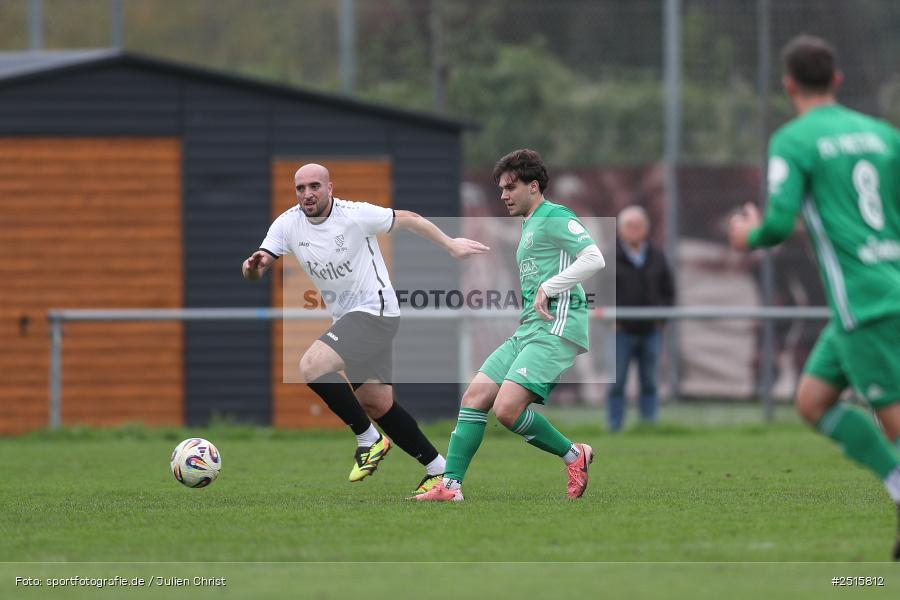sport, action, TSV Lohr, TSV, Sportgelände, Lohr am Main, FCV, FC Viktoria Mömlingen, Bezirksliga Unterfranken West, BFV, 13. Spieltag, 12.10.2025 - Bild-ID: 2515812