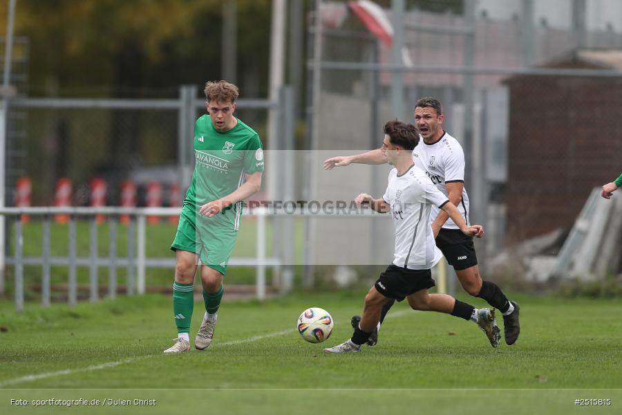 sport, action, TSV Lohr, TSV, Sportgelände, Lohr am Main, FCV, FC Viktoria Mömlingen, Bezirksliga Unterfranken West, BFV, 13. Spieltag, 12.10.2025 - Bild-ID: 2515815