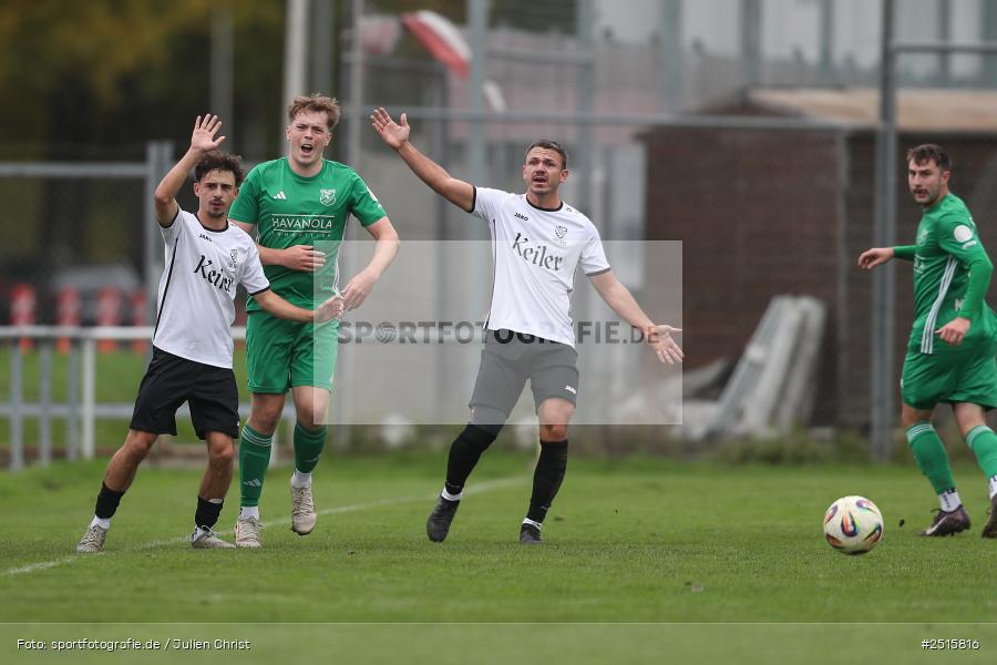 sport, action, TSV Lohr, TSV, Sportgelände, Lohr am Main, FCV, FC Viktoria Mömlingen, Bezirksliga Unterfranken West, BFV, 13. Spieltag, 12.10.2025 - Bild-ID: 2515816