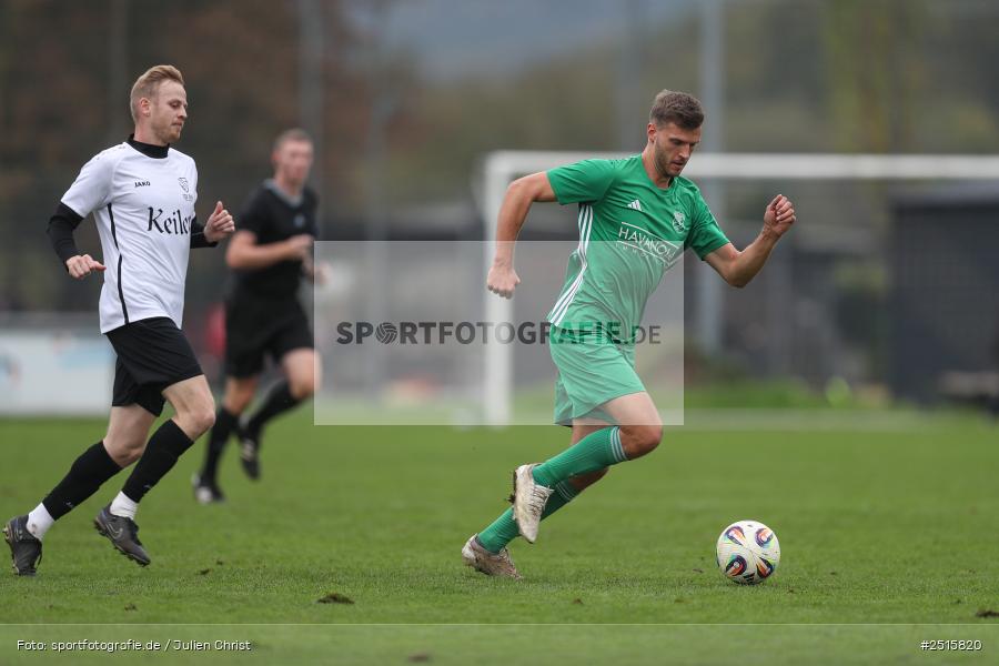sport, action, TSV Lohr, TSV, Sportgelände, Lohr am Main, FCV, FC Viktoria Mömlingen, Bezirksliga Unterfranken West, BFV, 13. Spieltag, 12.10.2025 - Bild-ID: 2515820