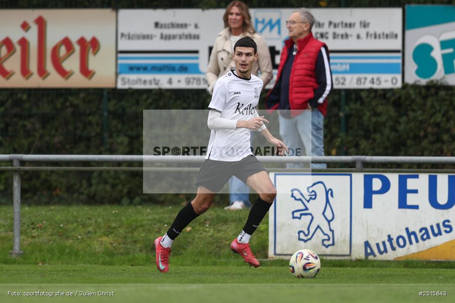 sport, action, TSV Lohr, TSV, Sportgelände, Lohr am Main, FCV, FC Viktoria Mömlingen, Bezirksliga Unterfranken West, BFV, 13. Spieltag, 12.10.2025 - Bild-ID: 2515843