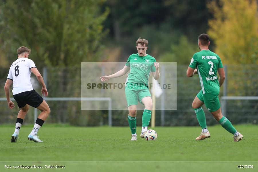 sport, action, TSV Lohr, TSV, Sportgelände, Lohr am Main, FCV, FC Viktoria Mömlingen, Bezirksliga Unterfranken West, BFV, 13. Spieltag, 12.10.2025 - Bild-ID: 2515858