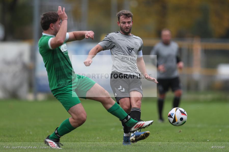 sport, action, Sportgelände, Karlstadt, Fussball, FV Karlstadt II, BFV, A-Klasse Würzburg Gr. 4, 12.10.2025, 11. Spieltag, (SG 1) SC Roßbrunn-Mädelhofen/TSV Uettingen II - Bild-ID: 2516381