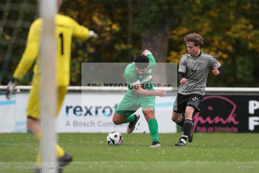 sport, action, Sportgelände, Karlstadt, Fussball, FV Karlstadt II, BFV, A-Klasse Würzburg Gr. 4, 12.10.2025, 11. Spieltag, (SG 1) SC Roßbrunn-Mädelhofen/TSV Uettingen II - Bild-ID: 2516396