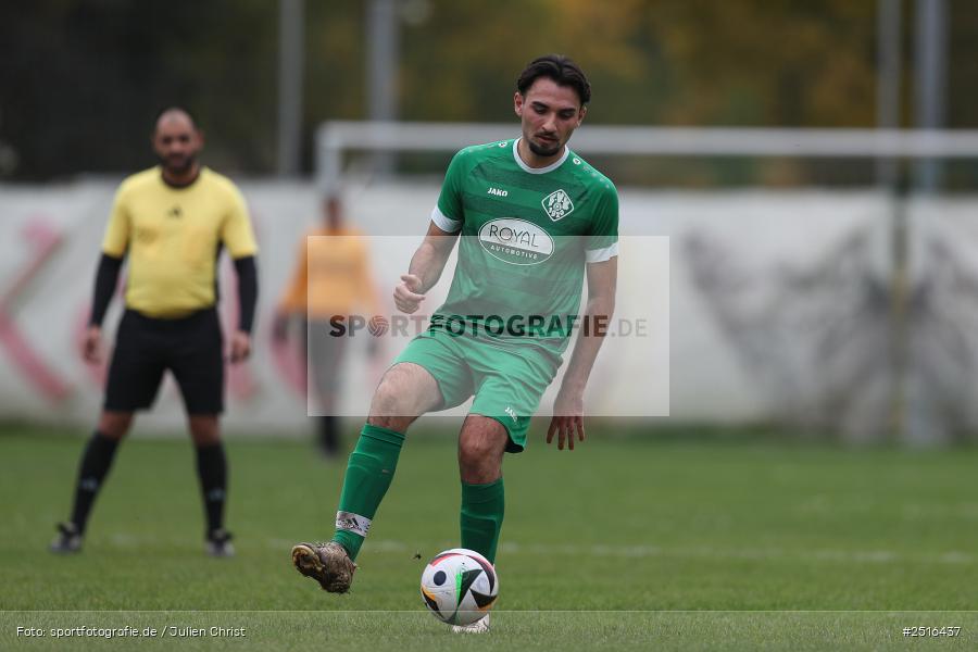 sport, action, Sportgelände, Karlstadt, Fussball, FV Karlstadt II, BFV, A-Klasse Würzburg Gr. 4, 12.10.2025, 11. Spieltag, (SG 1) SC Roßbrunn-Mädelhofen/TSV Uettingen II - Bild-ID: 2516437