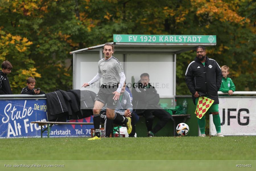 sport, action, Sportgelände, Karlstadt, Fussball, FV Karlstadt II, BFV, A-Klasse Würzburg Gr. 4, 12.10.2025, 11. Spieltag, (SG 1) SC Roßbrunn-Mädelhofen/TSV Uettingen II - Bild-ID: 2516452