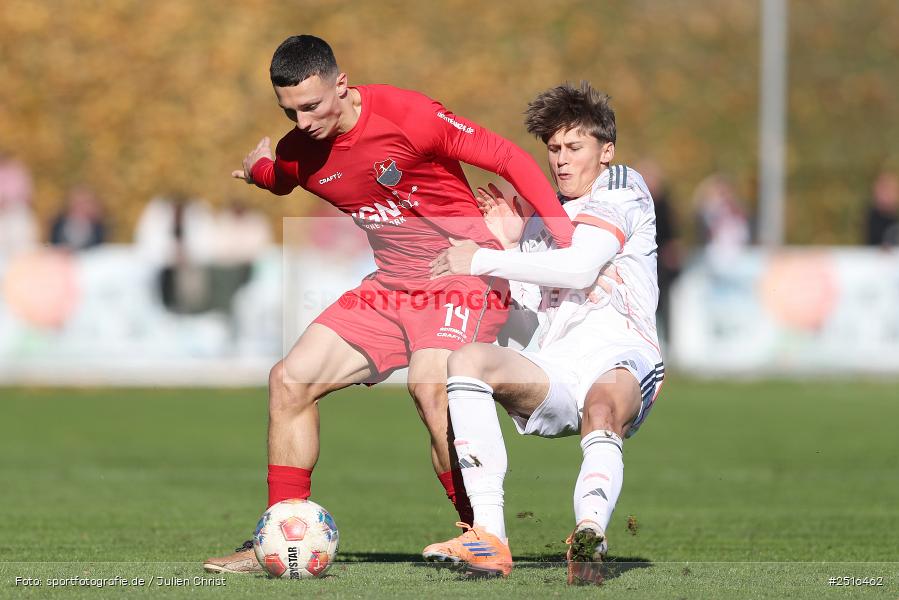 NGN Arena, Aubstadt, 18.10.2025, sport, action, Fussball, BFV, 14. Spieltag, Regionalliga Bayern, FCB, AUB, FC Bayern München II, TSV Aubstadt - Bild-ID: 2516462