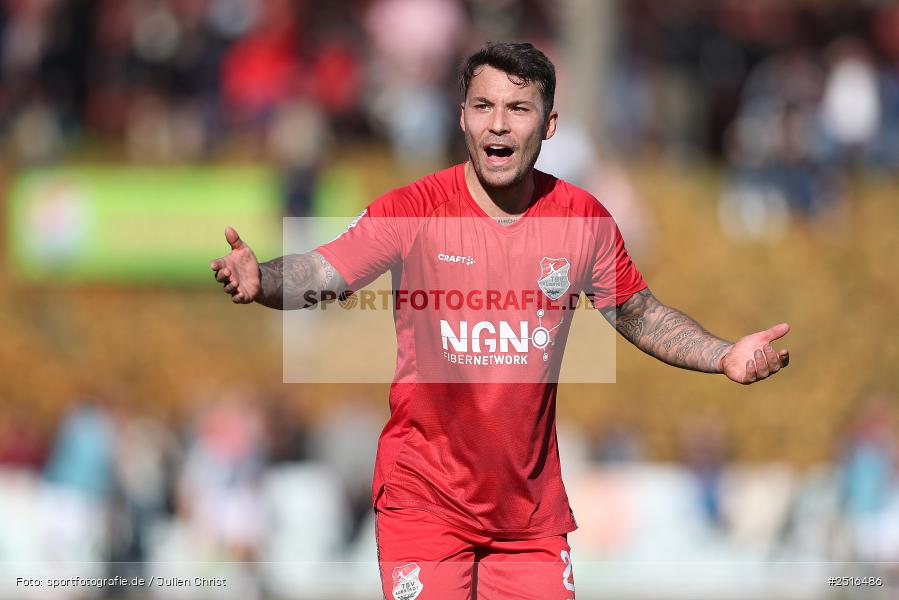 NGN Arena, Aubstadt, 18.10.2025, sport, action, Fussball, BFV, 14. Spieltag, Regionalliga Bayern, FCB, AUB, FC Bayern München II, TSV Aubstadt - Bild-ID: 2516486
