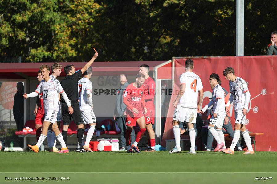 NGN Arena, Aubstadt, 18.10.2025, sport, action, Fussball, BFV, 14. Spieltag, Regionalliga Bayern, FCB, AUB, FC Bayern München II, TSV Aubstadt - Bild-ID: 2516499
