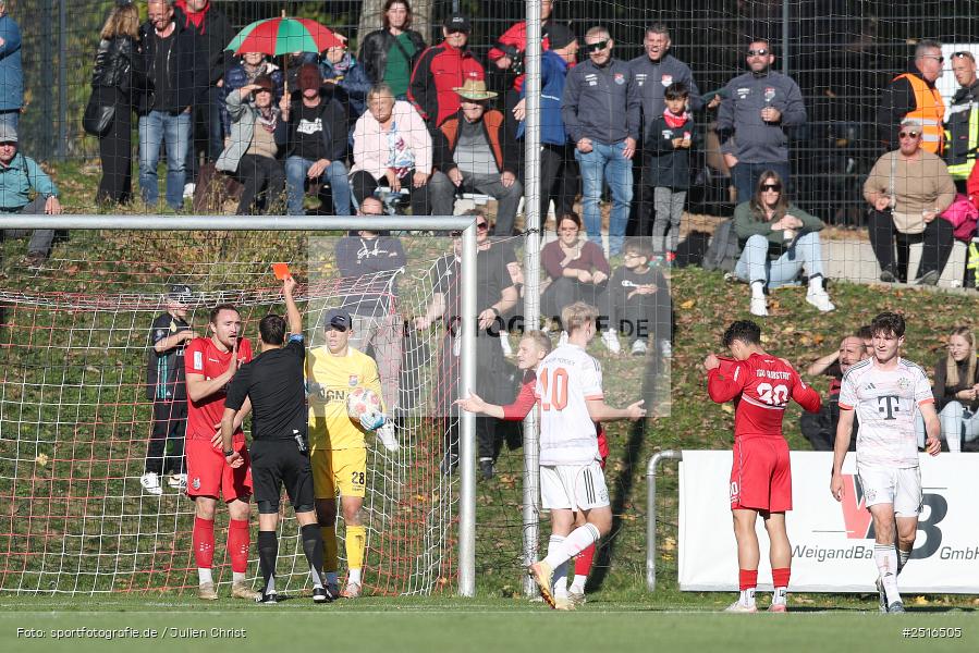 NGN Arena, Aubstadt, 18.10.2025, sport, action, Fussball, BFV, 14. Spieltag, Regionalliga Bayern, FCB, AUB, FC Bayern München II, TSV Aubstadt - Bild-ID: 2516505