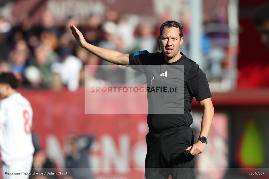 NGN Arena, Aubstadt, 18.10.2025, sport, action, Fussball, BFV, 14. Spieltag, Regionalliga Bayern, FCB, AUB, FC Bayern München II, TSV Aubstadt - Bild-ID: 2516507