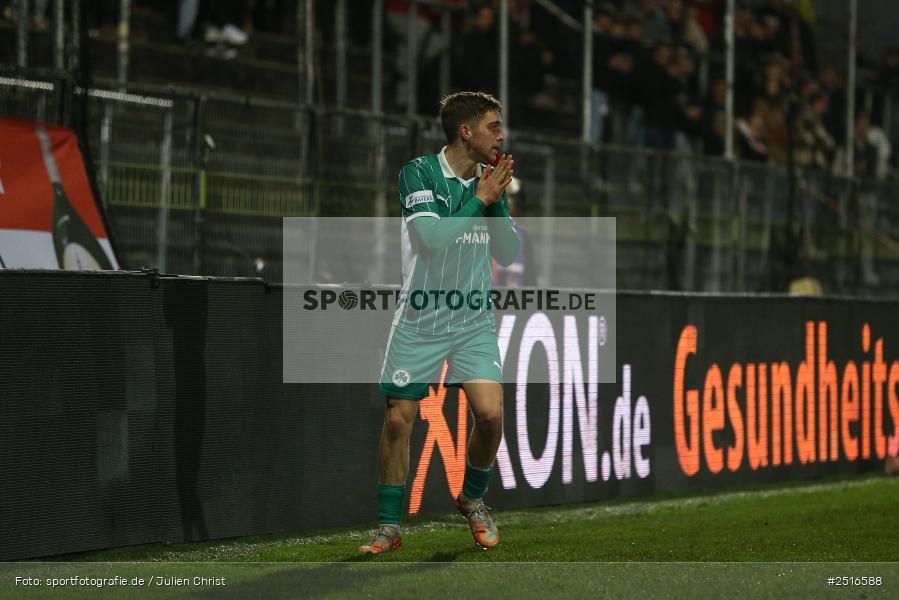 sport, action, Würzburg, SpVgg Greuther Fürth II, SGF, Regionalliga Bayern, Fussball, FWK, FC Würzburger Kickers, BFV, AKON Arena, 17.10.2025, 14. Spieltag - Bild-ID: 2516588