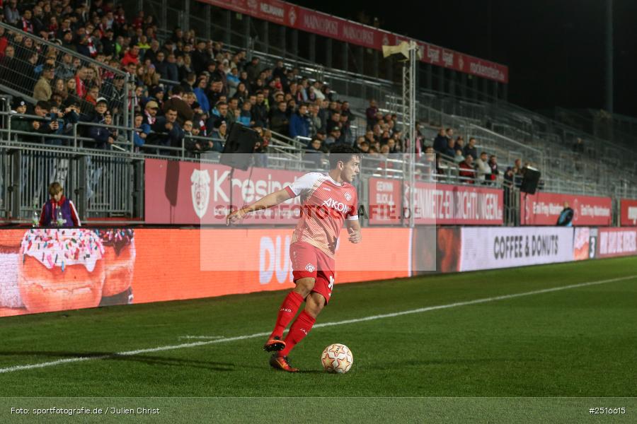 sport, action, Würzburg, SpVgg Greuther Fürth II, SGF, Regionalliga Bayern, Fussball, FWK, FC Würzburger Kickers, BFV, AKON Arena, 17.10.2025, 14. Spieltag - Bild-ID: 2516615