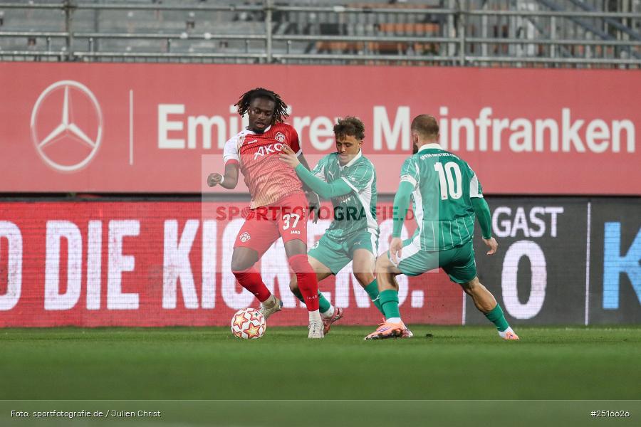 sport, action, Würzburg, SpVgg Greuther Fürth II, SGF, Regionalliga Bayern, Fussball, FWK, FC Würzburger Kickers, BFV, AKON Arena, 17.10.2025, 14. Spieltag - Bild-ID: 2516626