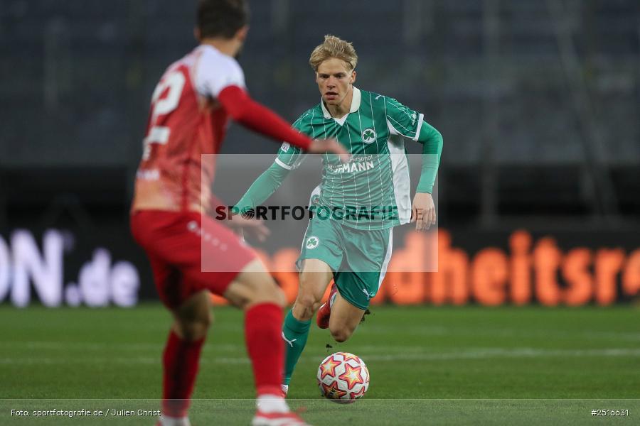 sport, action, Würzburg, SpVgg Greuther Fürth II, SGF, Regionalliga Bayern, Fussball, FWK, FC Würzburger Kickers, BFV, AKON Arena, 17.10.2025, 14. Spieltag - Bild-ID: 2516631