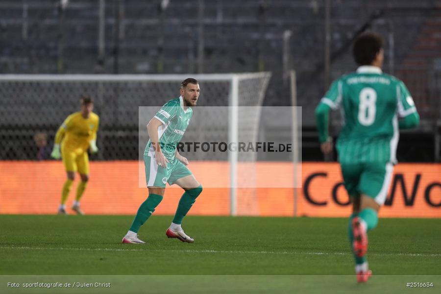 sport, action, Würzburg, SpVgg Greuther Fürth II, SGF, Regionalliga Bayern, Fussball, FWK, FC Würzburger Kickers, BFV, AKON Arena, 17.10.2025, 14. Spieltag - Bild-ID: 2516634