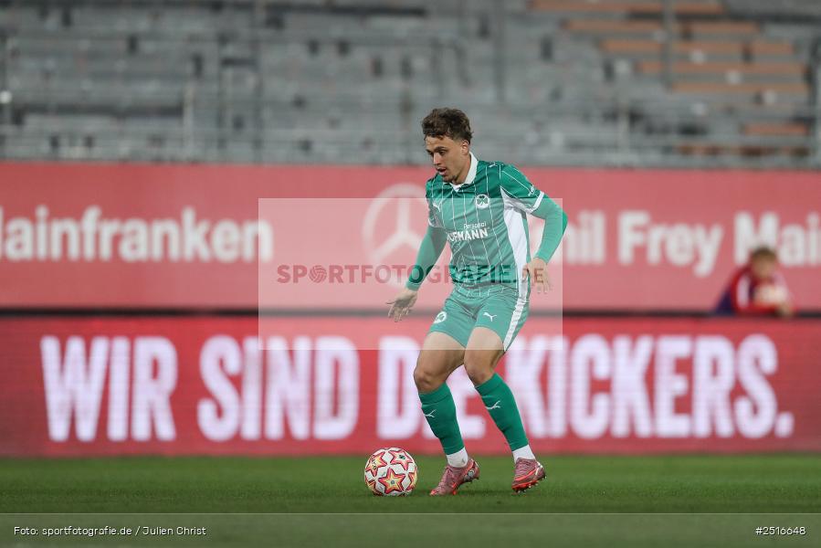 sport, action, Würzburg, SpVgg Greuther Fürth II, SGF, Regionalliga Bayern, Fussball, FWK, FC Würzburger Kickers, BFV, AKON Arena, 17.10.2025, 14. Spieltag - Bild-ID: 2516648