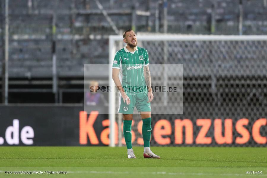 sport, action, Würzburg, SpVgg Greuther Fürth II, SGF, Regionalliga Bayern, Fussball, FWK, FC Würzburger Kickers, BFV, AKON Arena, 17.10.2025, 14. Spieltag - Bild-ID: 2516654