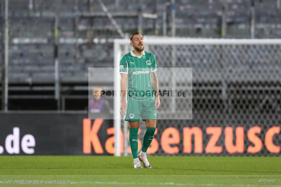 sport, action, Würzburg, SpVgg Greuther Fürth II, SGF, Regionalliga Bayern, Fussball, FWK, FC Würzburger Kickers, BFV, AKON Arena, 17.10.2025, 14. Spieltag - Bild-ID: 2516655