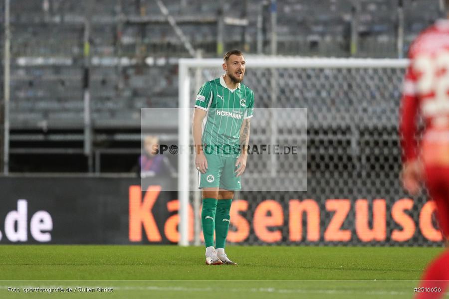 sport, action, Würzburg, SpVgg Greuther Fürth II, SGF, Regionalliga Bayern, Fussball, FWK, FC Würzburger Kickers, BFV, AKON Arena, 17.10.2025, 14. Spieltag - Bild-ID: 2516656