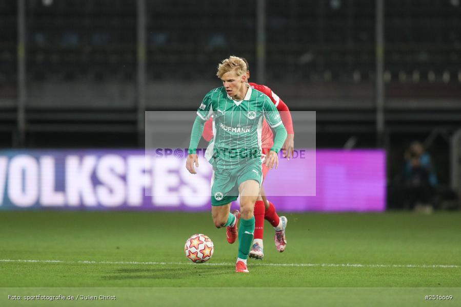 sport, action, Würzburg, SpVgg Greuther Fürth II, SGF, Regionalliga Bayern, Fussball, FWK, FC Würzburger Kickers, BFV, AKON Arena, 17.10.2025, 14. Spieltag - Bild-ID: 2516669