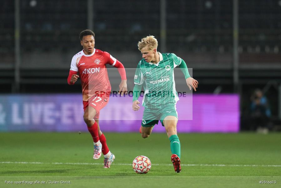 sport, action, Würzburg, SpVgg Greuther Fürth II, SGF, Regionalliga Bayern, Fussball, FWK, FC Würzburger Kickers, BFV, AKON Arena, 17.10.2025, 14. Spieltag - Bild-ID: 2516670
