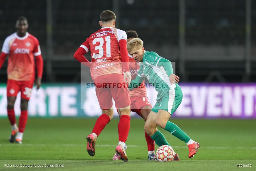 sport, action, Würzburg, SpVgg Greuther Fürth II, SGF, Regionalliga Bayern, Fussball, FWK, FC Würzburger Kickers, BFV, AKON Arena, 17.10.2025, 14. Spieltag - Bild-ID: 2516672