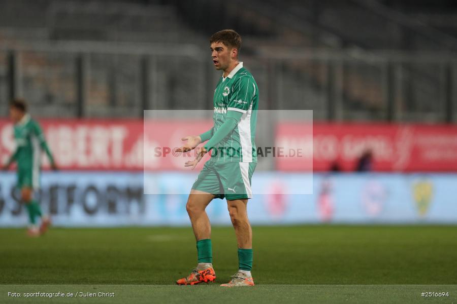 sport, action, Würzburg, SpVgg Greuther Fürth II, SGF, Regionalliga Bayern, Fussball, FWK, FC Würzburger Kickers, BFV, AKON Arena, 17.10.2025, 14. Spieltag - Bild-ID: 2516694