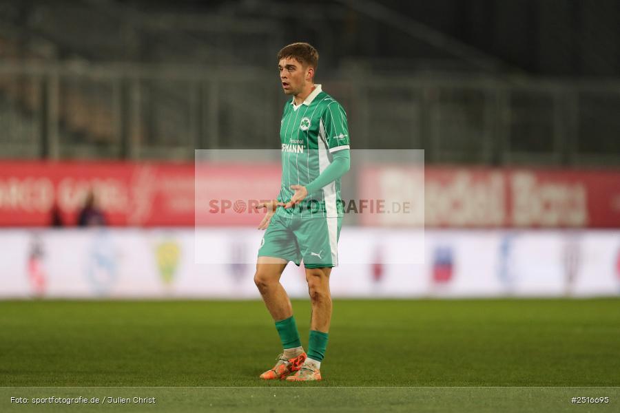 sport, action, Würzburg, SpVgg Greuther Fürth II, SGF, Regionalliga Bayern, Fussball, FWK, FC Würzburger Kickers, BFV, AKON Arena, 17.10.2025, 14. Spieltag - Bild-ID: 2516695